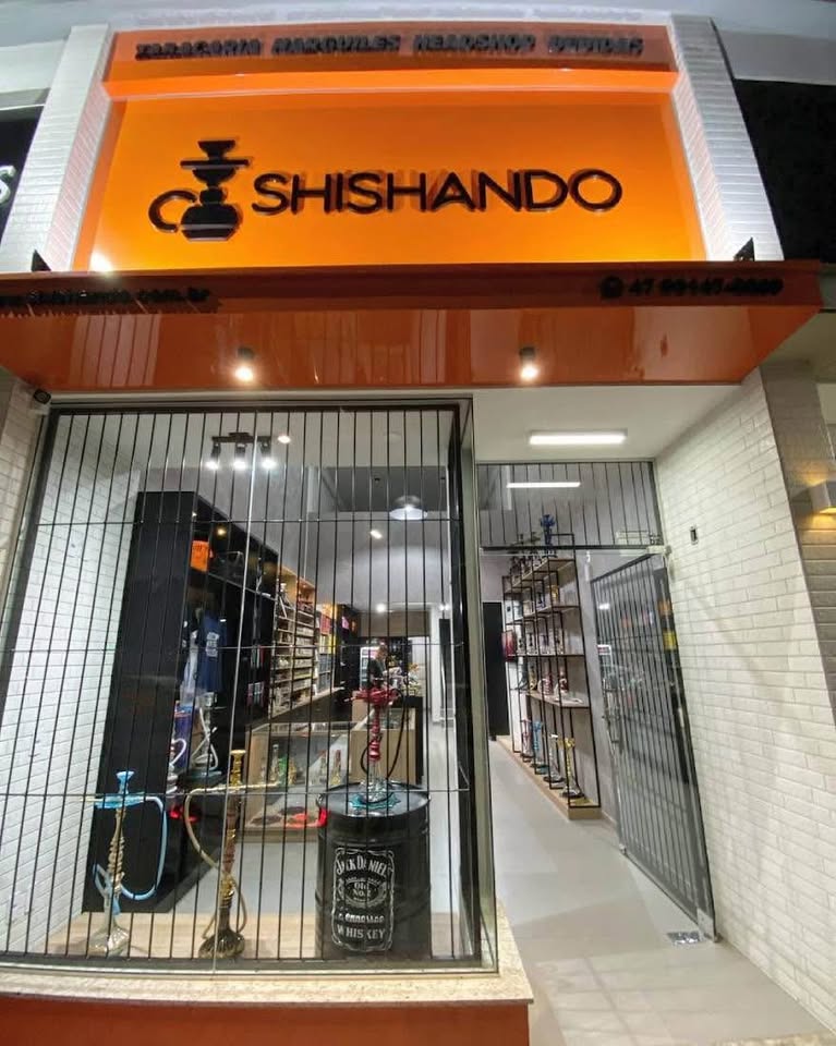 Exposição e prateleiras